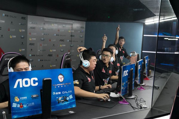 东契奇生涯三双,创历史新高,难以超越.