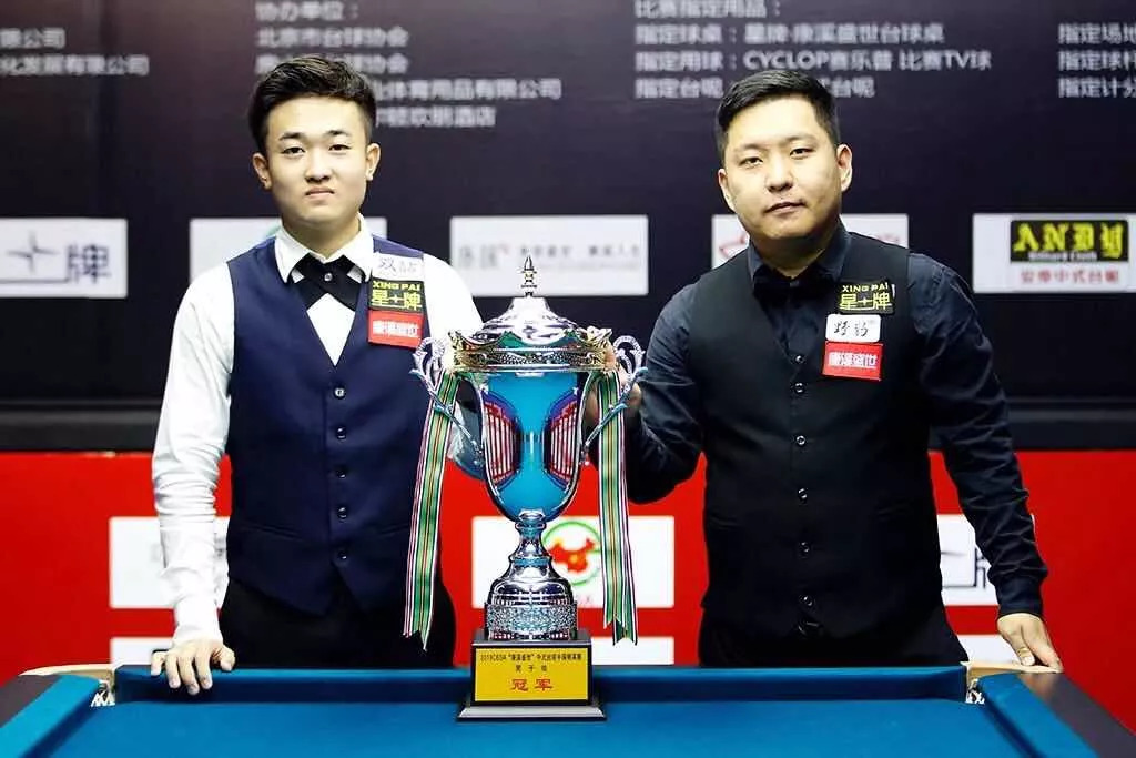 【NFL动态】贵矿再出手缔造历史高薪!49人3年合约续签内线卫华纳